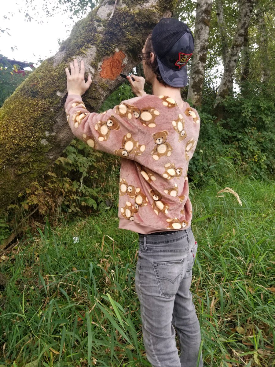 I touched grass recently.