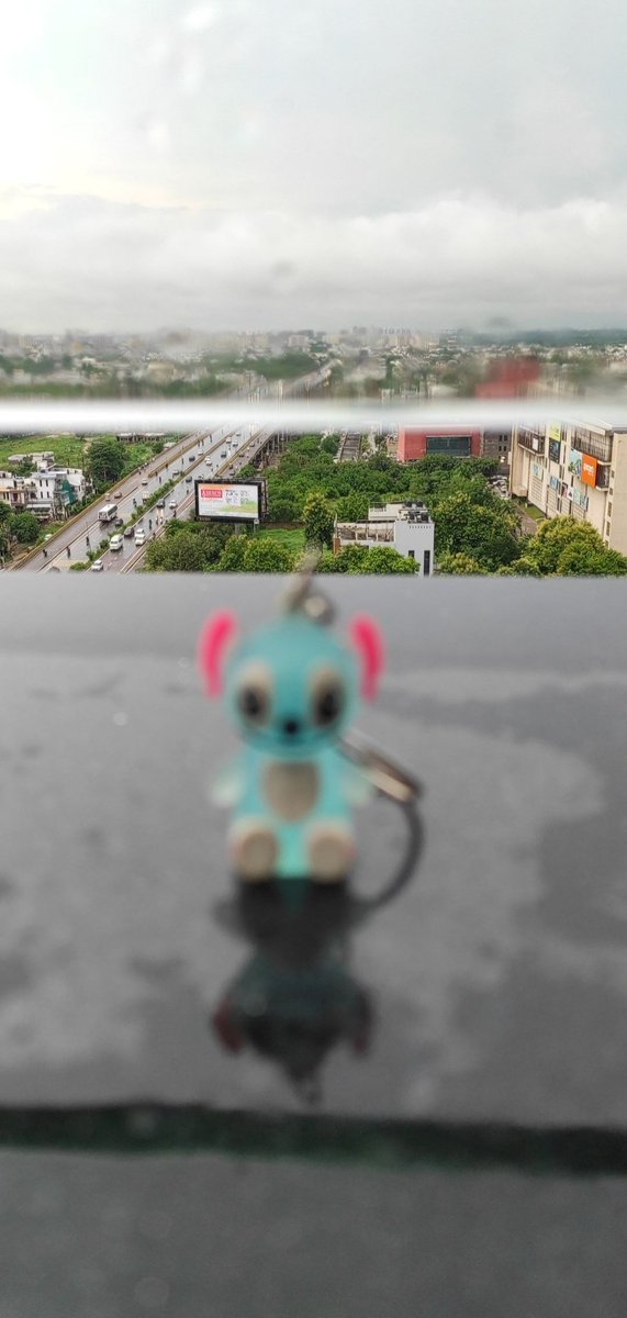 moomoo_AP's tweet photo. Samjhaya tha dil ko dimagh ne
Dil ki daleelein bas dil me rahe...🤍 https://t.co/UADczL0S8m