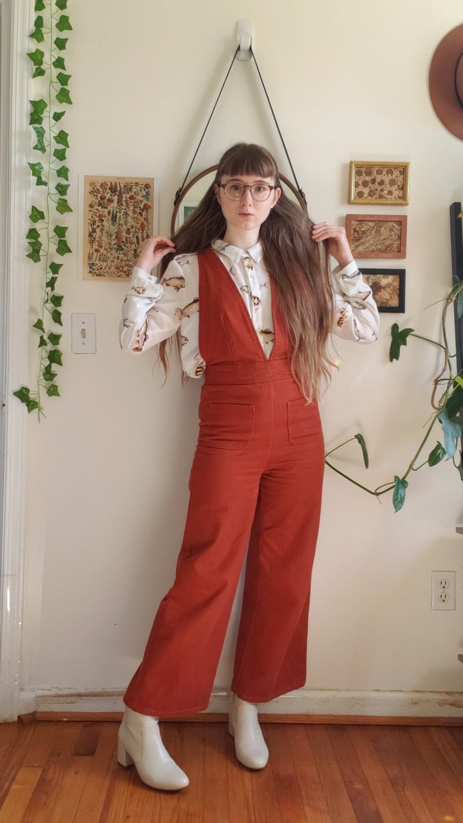 I am thrilled to announce that I passed my PhD qualifying exams!!! Obviously had to show today's fit (fish shirt + snake earrings that we are pretending are parasites). Special thanks to my advisor <a href="/MangroveRivulus/">Ryan L. Earley</a> and my committee for the support through this process.