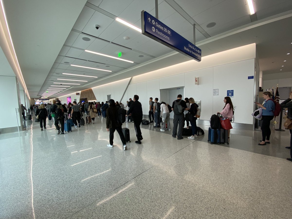 Eye of the Flyer ️ on Twitter "Bit of a line getting into the T3 