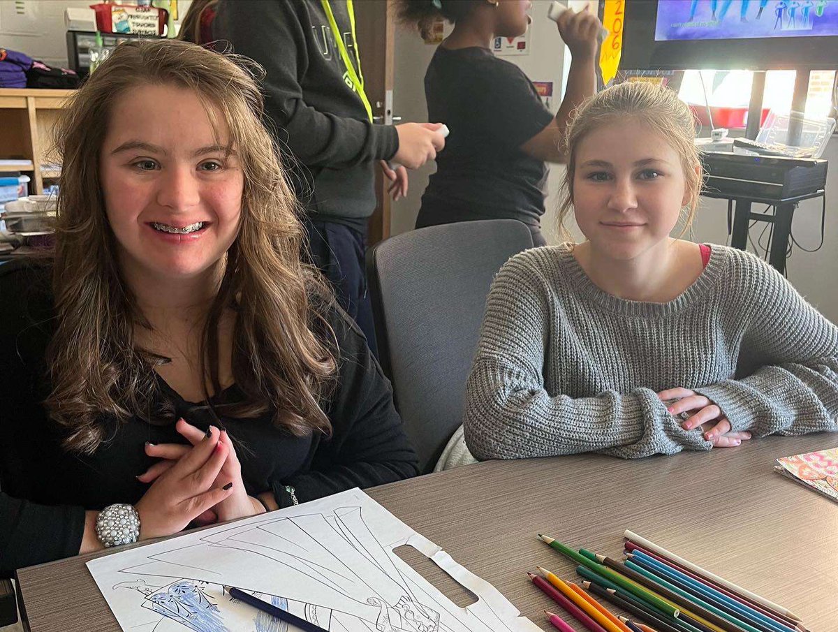 Happy 18th birthday to our buddy, Ariann! We had so much fun celebrating with you 🎉🎊🤍