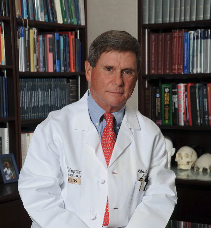 Congratulations to Ralph G. Dacey, Jr., MD, professor of #neurosurgery at <a href="/WashUNeurosurg/">WashU Med Taylor Family Department of Neurosurgery</a> on receiving the Distinguished Service Award. #2022CNS