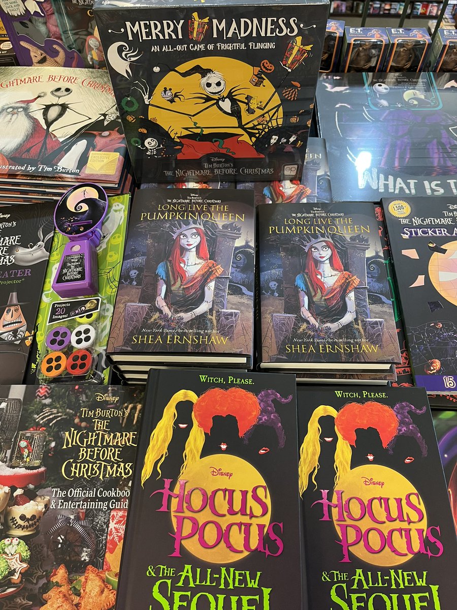 🐈Ashleigh📚 (is mostly on bookstagram) tweet media