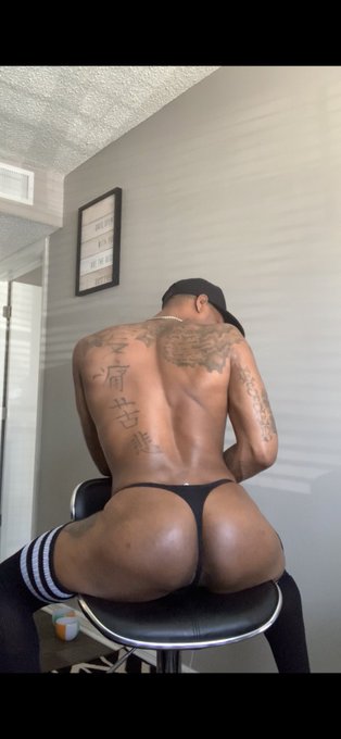 It&rsquo;s not Wednesday but here my Debbie&rsquo;s   FYI onlyfans link is on sell click the link and enjoy the discount<a href="/tag/dallas"class="tags"><span>#dallas</span></a><a href="/tag/poolside"class="tags"><span>#poolside</span></a><a href="/tag/masculinebottom"class="tags"><span>#masculinebottom</span></a>