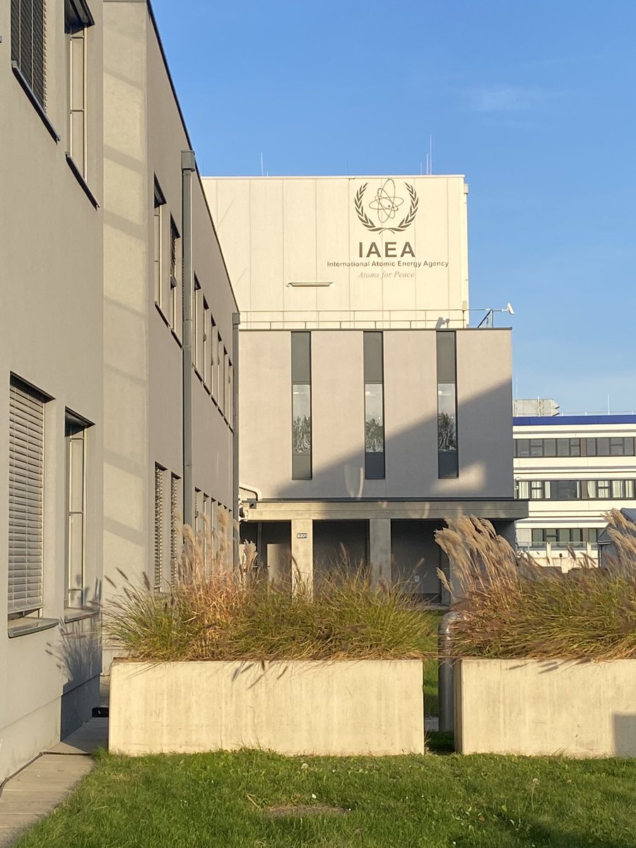 Tercera semana de Fellowship en los laboratorios del <a href="/iaeaorg/">IAEA - International Atomic Energy Agency ⚛️</a> en Seibersdorf, Austria aprendiendo el uso de técnicas nucleares para detectar mieles adulteradas. Voy con todo el fuaaa <a href="/cchen_gob/">CCHEN Nuclear 🇨🇱</a> <a href="/abeilleconsult/">Abeille Consultores</a>
