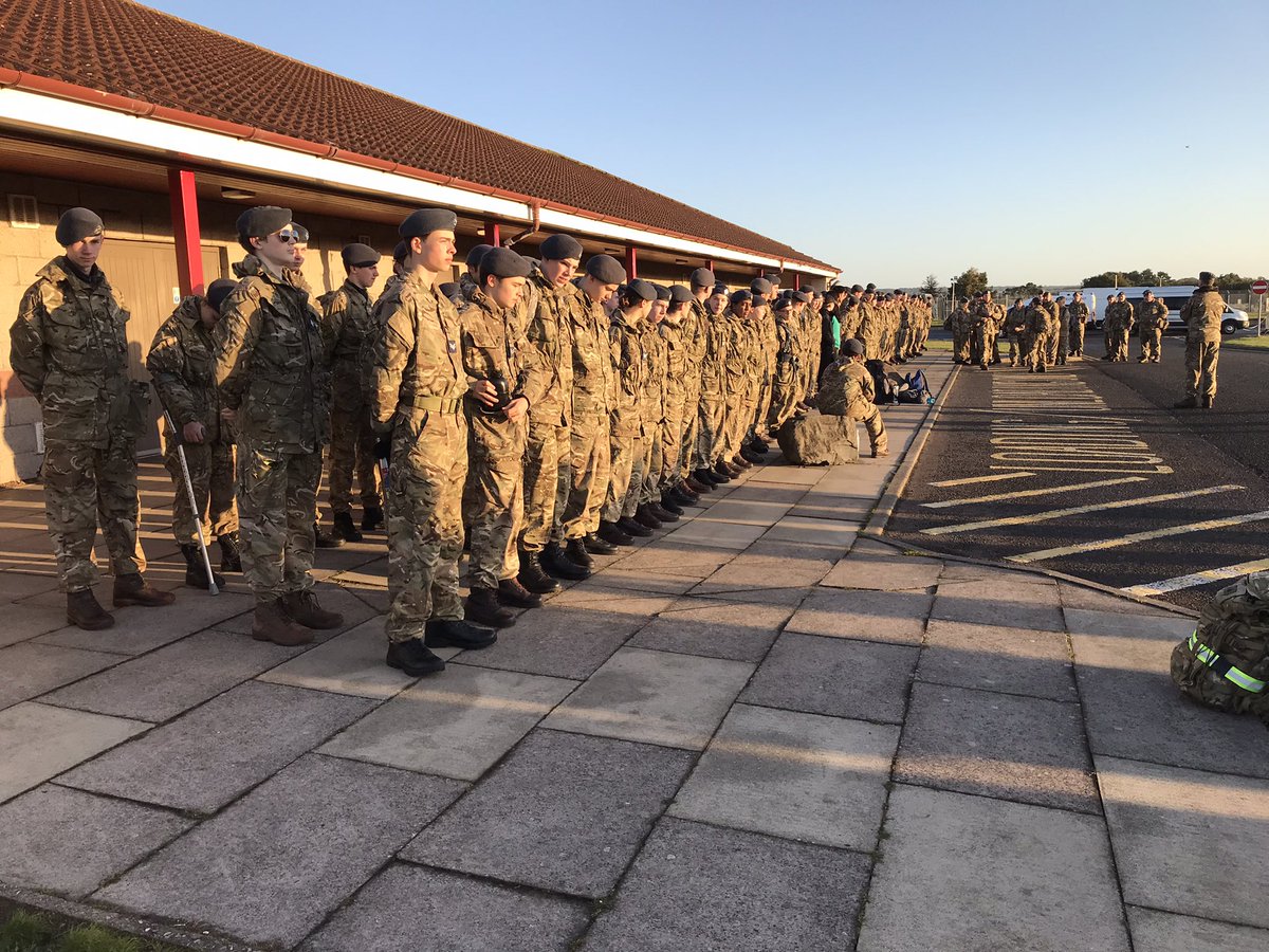 A sunny morning on camp at 0800!!☀️ All ready to start the 2nd day of Trg. This morning I was on guard duty (7K steps achieved! 😂), followed by AFA Trg in the afternoon! 🤕 @SESCOTWING @censcotwing @NscotWingRAFAC @WScotWgATC
