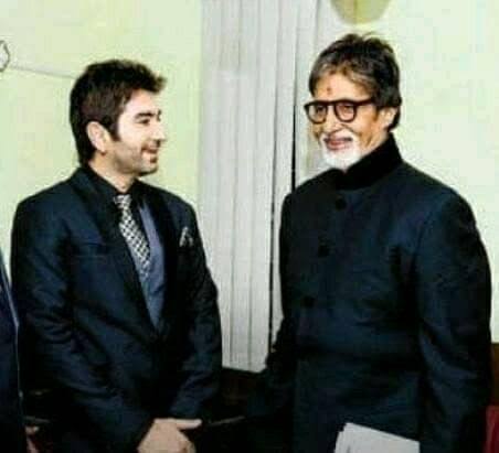 jeet085265's tweet photo. Wishing you a very happy birthday @SrBachchan sir god bless you sir💖 https://t.co/k3hQcEH7sO
