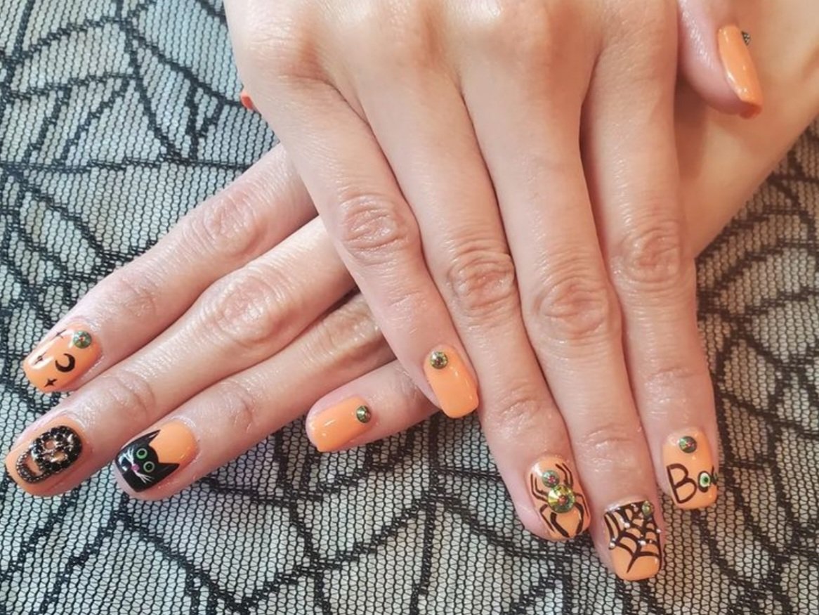 msvanitylang's tweet photo. Feast your eyes on my new nails! π
(Images credit to my nail tech, @missashley_beauty on Instagram!)
#basicwitch #basicwitchseason #spookynails #halloweennails #gelmani #handpics https://t.co/IrmAYBG4Lz