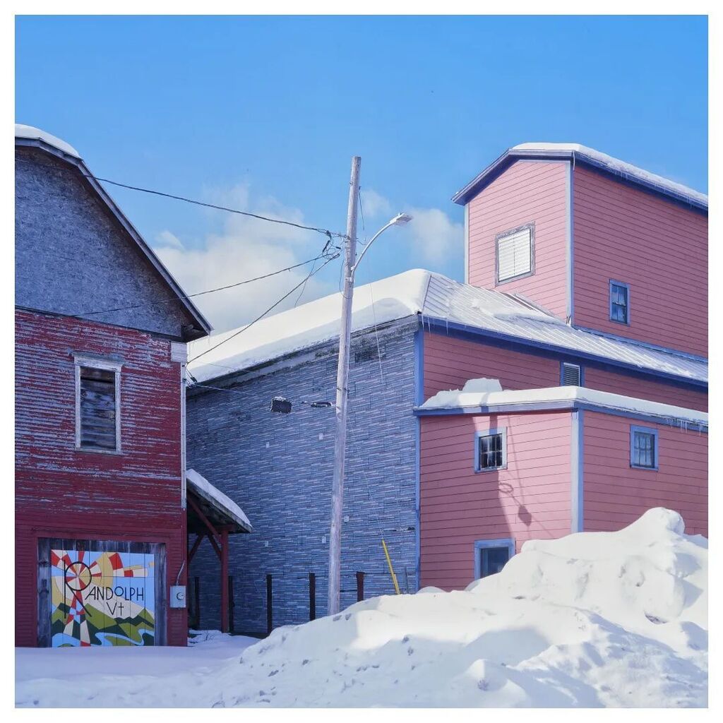 LiveFromGround's tweet image. Near Back Street, Randolph, VT. #film #provia100f #slidefilm #mediumformat #6x6 #winter #outside #color #architecture #fujifilm #latergram instagr.am/p/CjizIi3JvqW/
