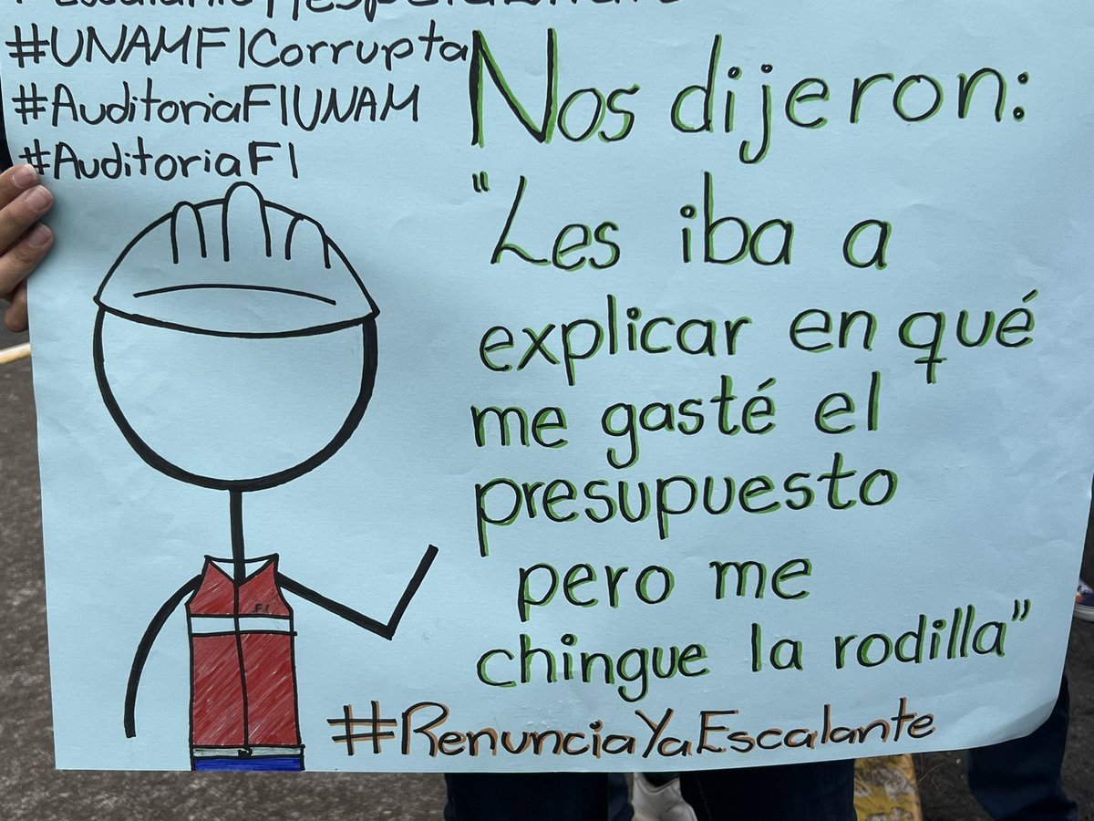LauraBruges's tweet photo. Están buenas las cartulinas 🤭 https://t.co/3rayL7y1SO