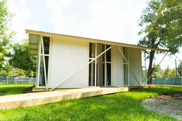 Later this month, Public Art of the University of Houston System will unveil its new temporary installation, “Folly,” by Mexico-based Cuban-American artist Jorge Pardo.

Read more news below:
.
.
.
buff.ly/3SRT4Ef 
 #artnews #texas #News #texasart #contemporaryart