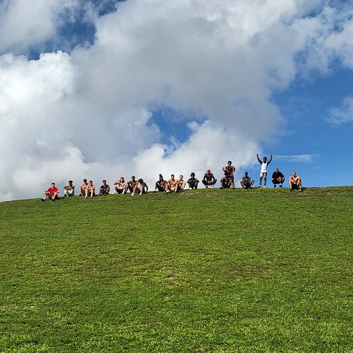 Jonathan Hevia tweet media