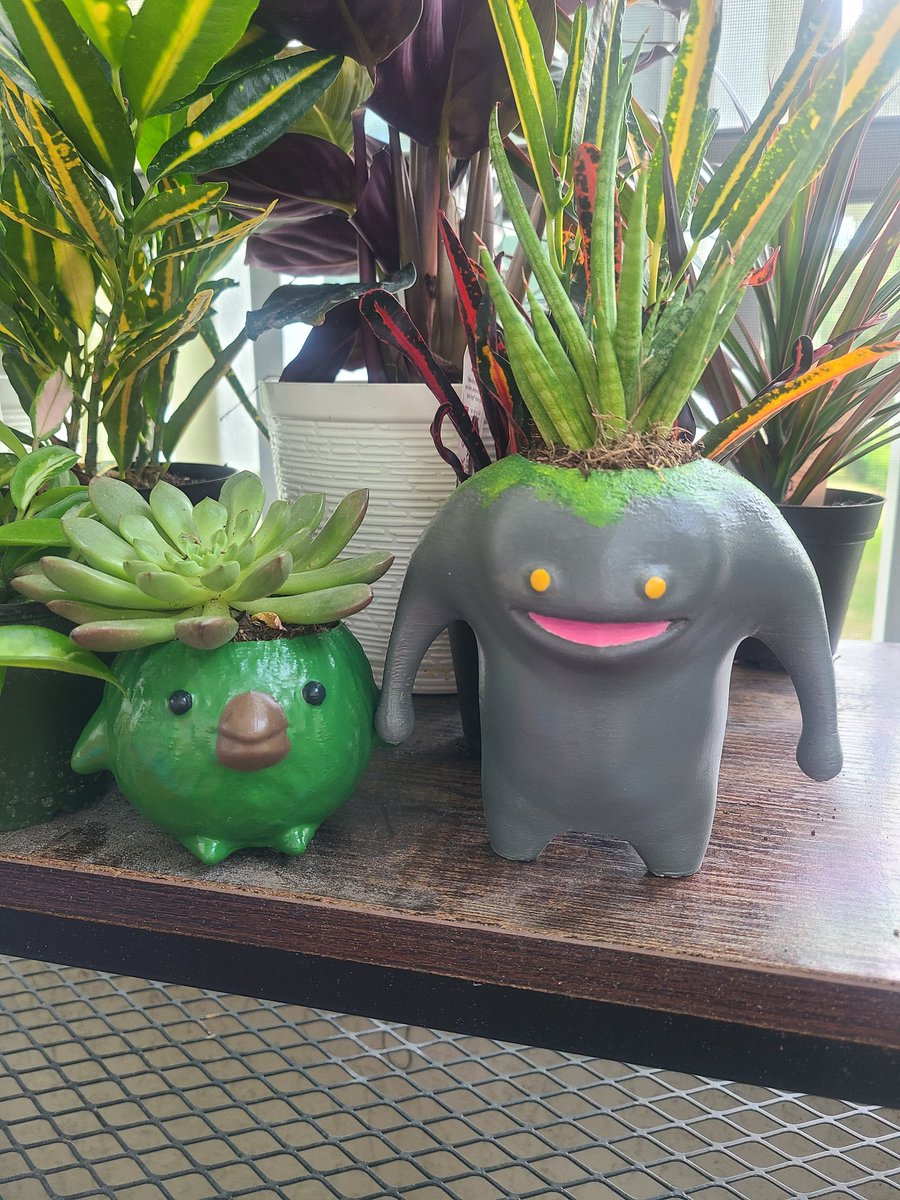 ChimeraForged's tweet image. Minion planters are live!!

Thank you all so much for the interest, the XIV community is truly something special and I look forward to the enjoyment you all receive from these silly little guys 💖

The pre-order period is from 10/10/22 - 10/18/22 at our shop linked below!