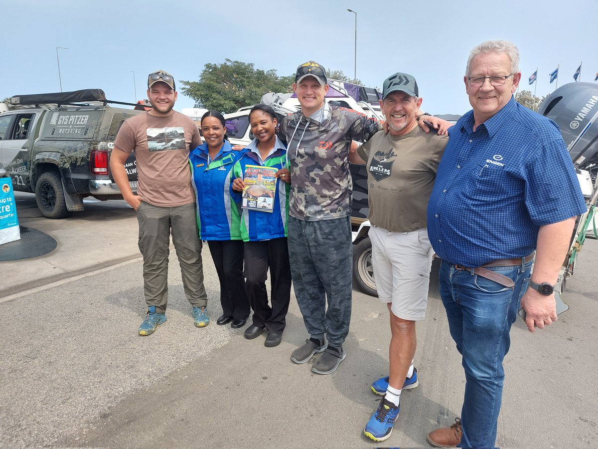 rtia_aarto's tweet photo. Today RTIA hosted another successful AARTO Public Education and Awareness campaign at the N2 ENGEN 1-STOP, Mossel Bay. We were joined by Petri de Wet and team from @Hiergaanonsalweer. A great buy-in from positive role-models of our country.
#AARTOEducation
#ENGEN1STOP https://t.co/ofQQaJlkRX