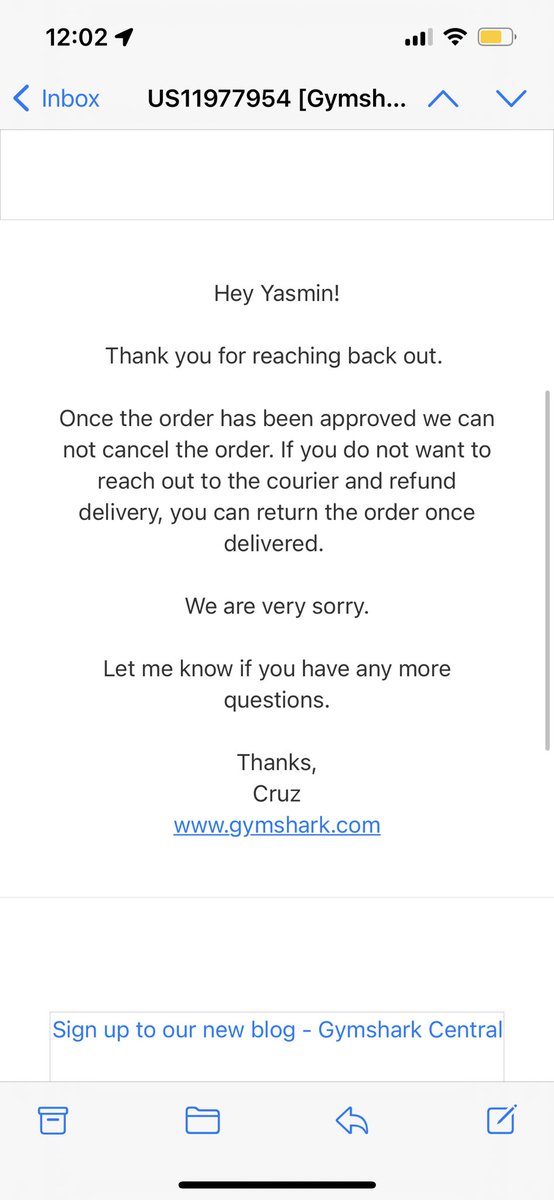 Y_A_T_M's tweet photo. @Gymshark_Help The support team is not sorting anything. You are saying the postal service can cancel my order but you can not? https://t.co/maJPMsORw5
