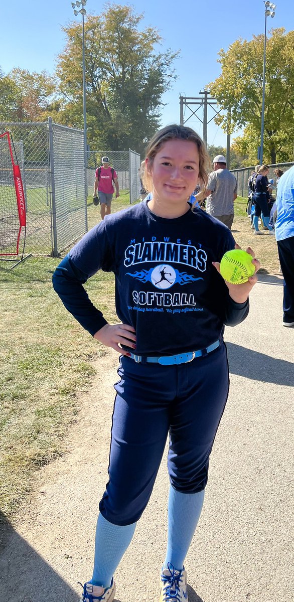 LSteph05's tweet photo. These ladies have been busy playing softball from South Dakota to Iowa City... 🥎Shout out to Kay C. on her first home run yesterday!⭐️#Slammers
#FallGrind🥎 https://t.co/ywcur2vAH1