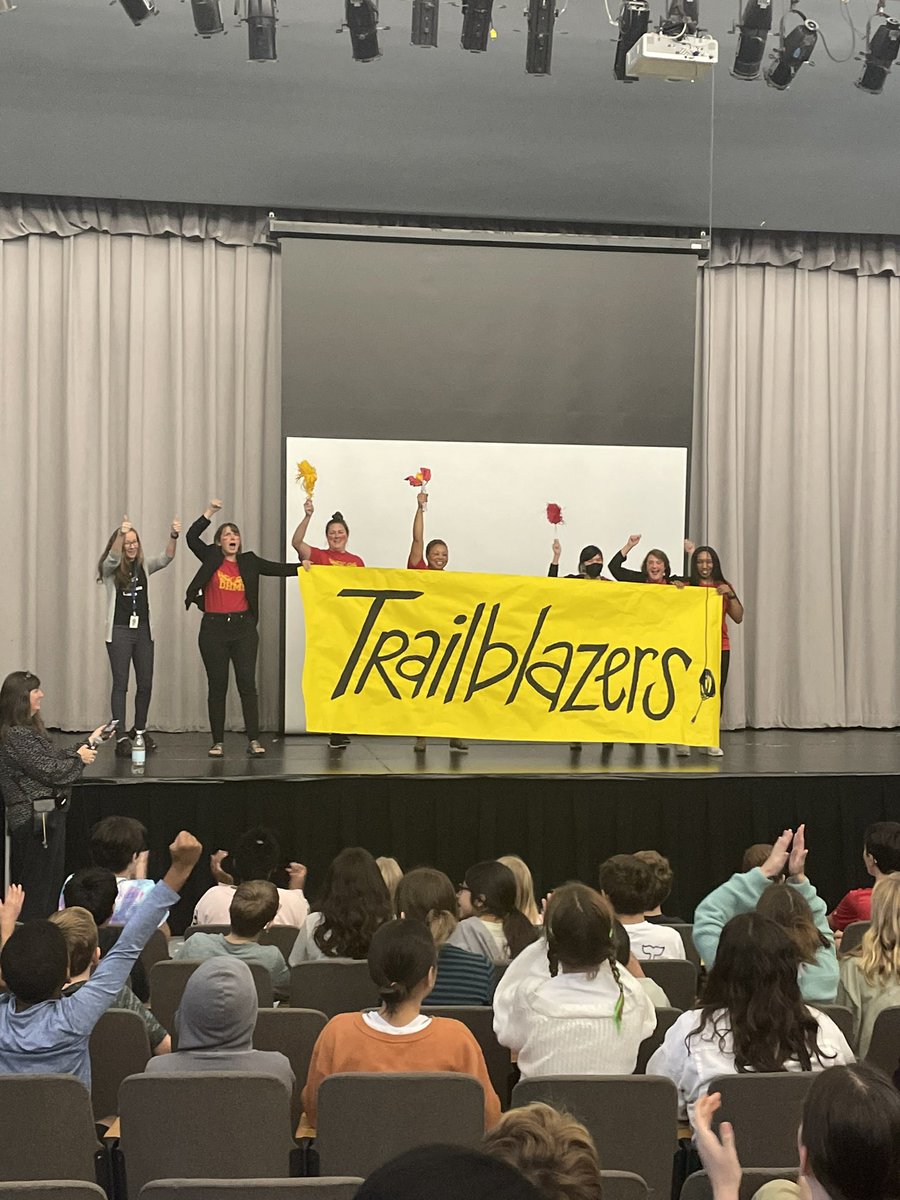 MsESPennington's tweet photo. Thrilled that the 6th grade has named their teams!!! But we’ll never forget that we’re all apart of team PHOENIX! 🚀🗽☄️🐉 https://t.co/CR4giJRlpw