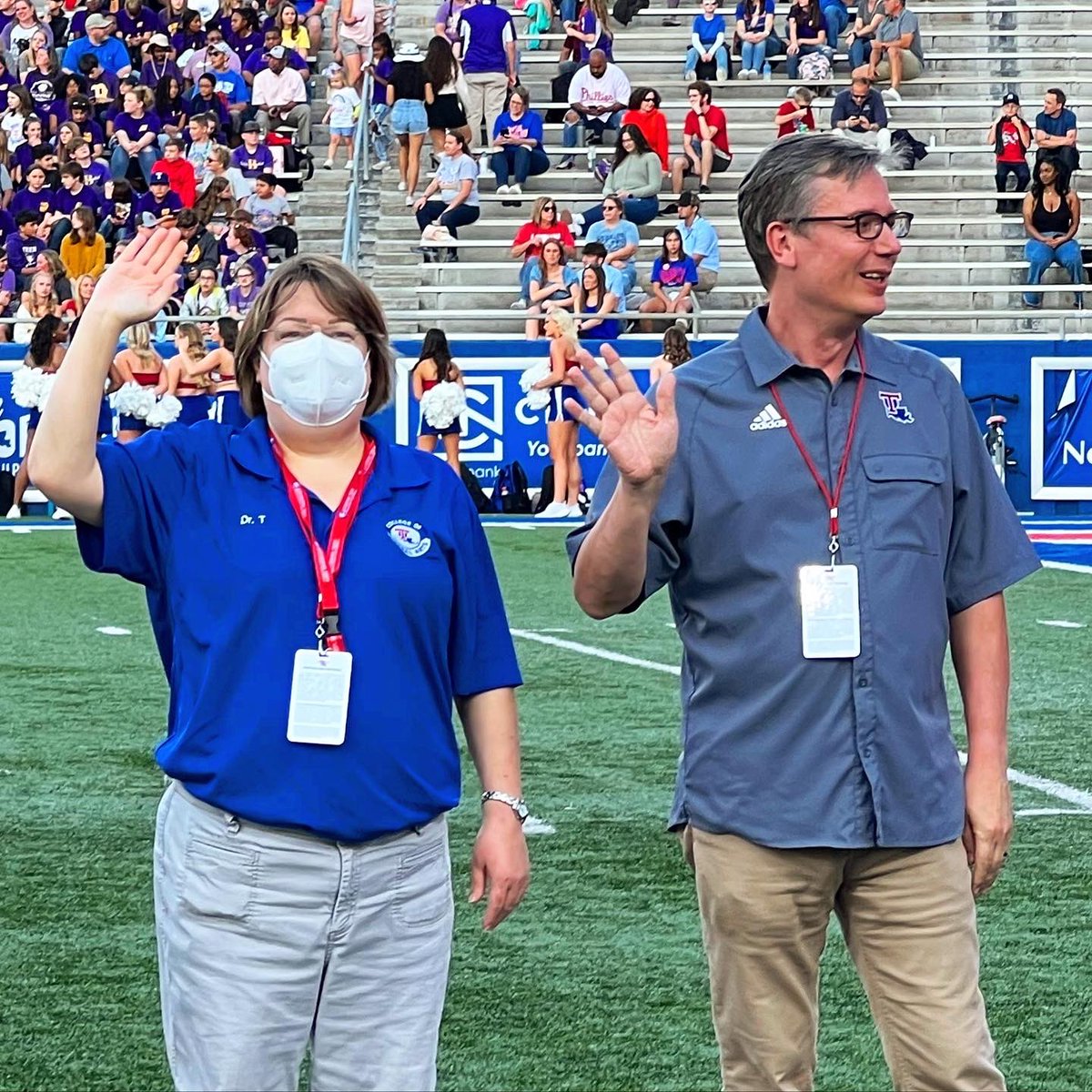 latechshss's tweet photo. This past home game Dean Karl Puljak and Dr. Elaine Thompson were highlighted as guest coaches for @LATechFB! Fun Fact: Each of the 4 times Dr. Thompson has been a guest coach the Bulldogs have won!🐾❤️💙 https://t.co/2baBYgJjD9