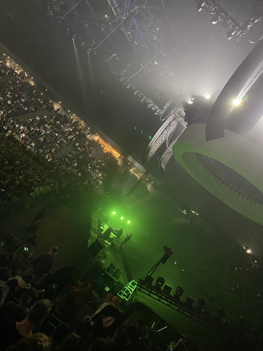 Impatiently waiting for the #SwedishHouseMafia to enter the stage.. Where are you?!