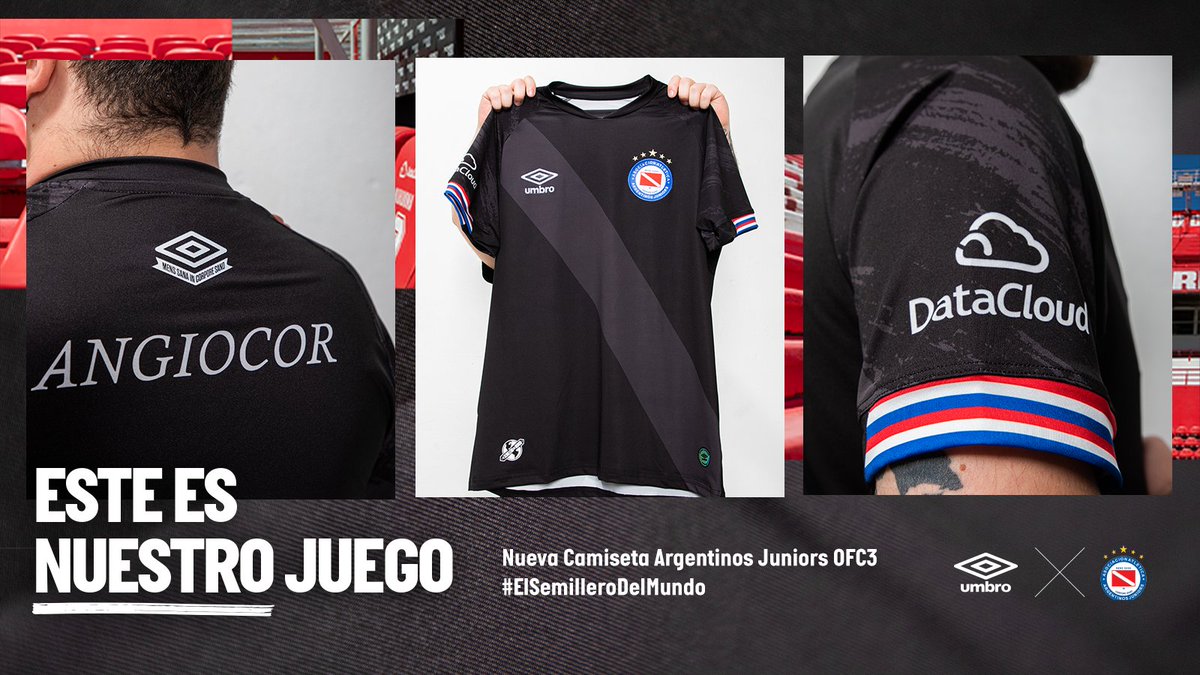UmbroArgentina's tweet photo. ¡El Bicho vuelve a vestirse de gala!

​Presentamos la nueva camiseta oficial 3 de @AAAJoficial  inspirada en la equipación utilizada en la temporada 2018/2019, la más elegida por los hinchas en el Siglo XXI.

Disponible a partir de mañana en nuestra tienda online. https://t.co/Dt1nAdsXc8
