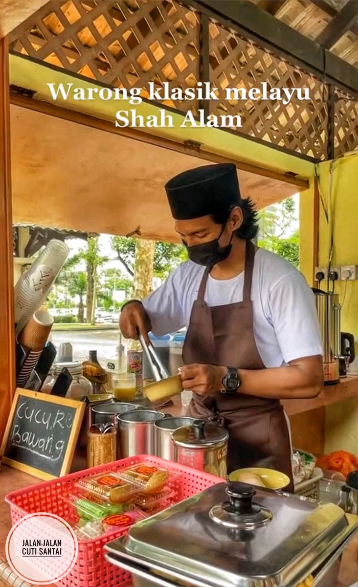 MalaysianFoods's tweet photo. TEMPAT BARU SARAPAN PAGi SUASANA RETRO 60an dekat Shah Alam !

Kalau nak merasai suasana nolstagia boleh lah ke sini Warong tiga Lima Ala² Zaman Dulu² Siap pula didendangkan dengan Lagu² retro seperti P.Ramlee💃.

📌WARONG TIGA LIMA SHAH ALAM https://t.co/RUL9LP4xaJ