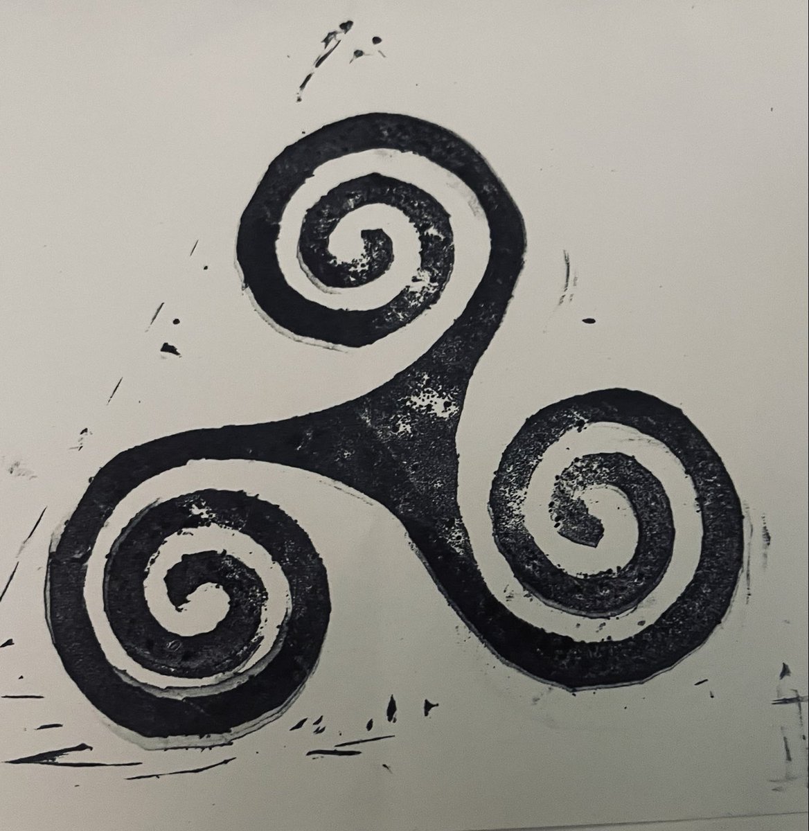 comradecryptid's tweet photo. #inktober day 10. mental health is hard and today was fucking hard. this was a nice, meditative linocut. https://t.co/4Qm5ga6z20