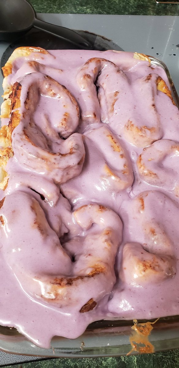 plumpiehermie's tweet photo. My daughter requested bloody intestines, but I ran out of red food coloring, so now they are Thanos intestines. Happy #HalloweenBakingChampionship Day! https://t.co/Bf5W1SFUsA