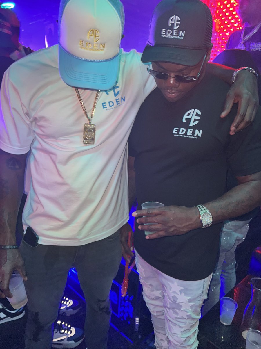 BlackJesusVA's tweet photo. Beat da streets I can’t see us moving backwards #RipDijah #RipLee #RipBre #FreeUba #FreeTooty #FreeSlickPulla @PursueEden Hats &amp; Tees https://t.co/vfNeEubBYy