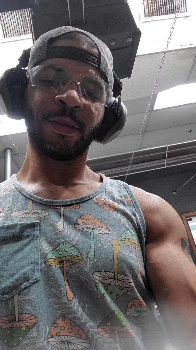 chrisj8730's tweet photo. https://t.co/eztf9upyZI