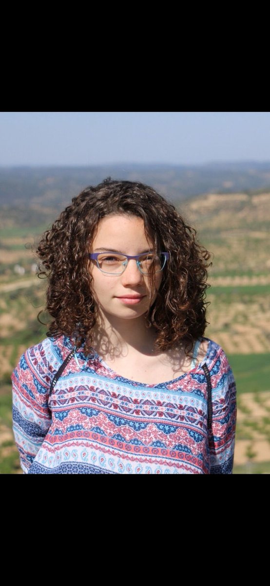 julia_aris's tweet photo. La mama et deixarà posar-te lentilles i deixar-te el cabell llarg tranqui
Exposeandome un poquito🥲 https://t.co/Pkv3RzEFJI