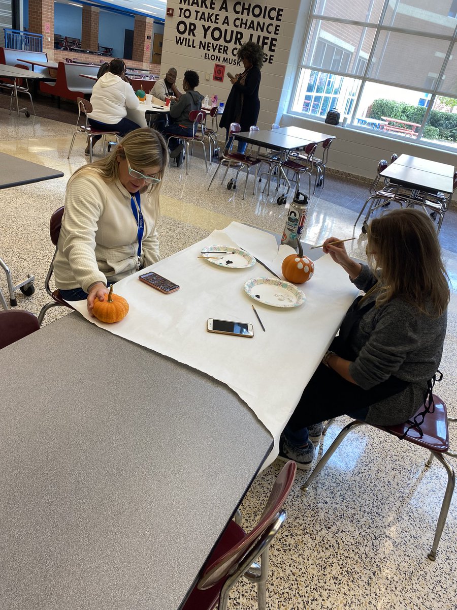 Our afternoon was filled with Pumpkin Pa-looza <a href="/SMSIWCS/">Smithfield Middle School</a> . #WeRFramily