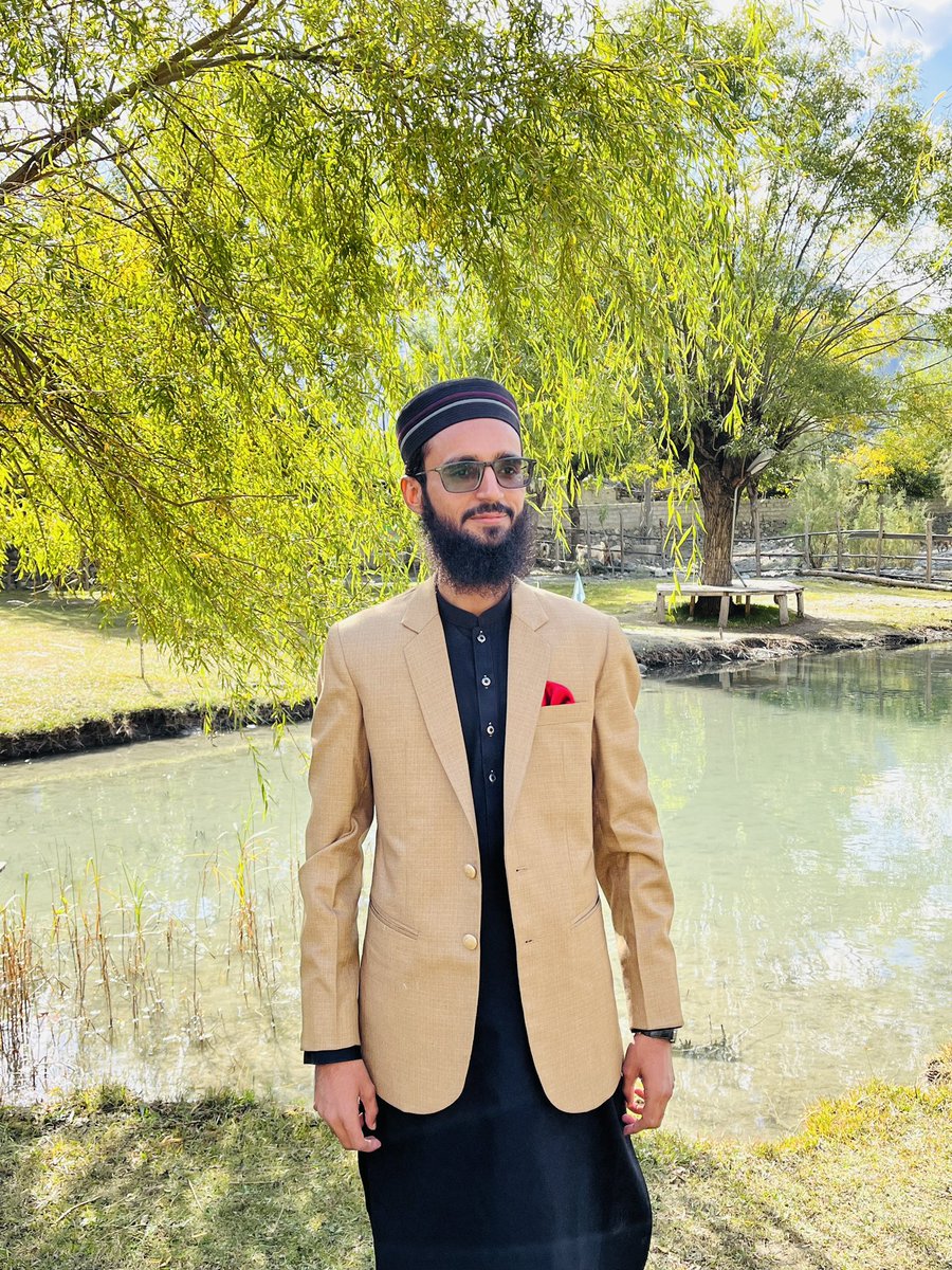 toqeefi's tweet photo. اس ��ی سیاہ رنگ سے نسبت عجیب تھی 
وہ خوش لباس ہجر پہن کر کہاں گیا؟ 

🖤🖤🖤 https://t.co/ekqX644HBv