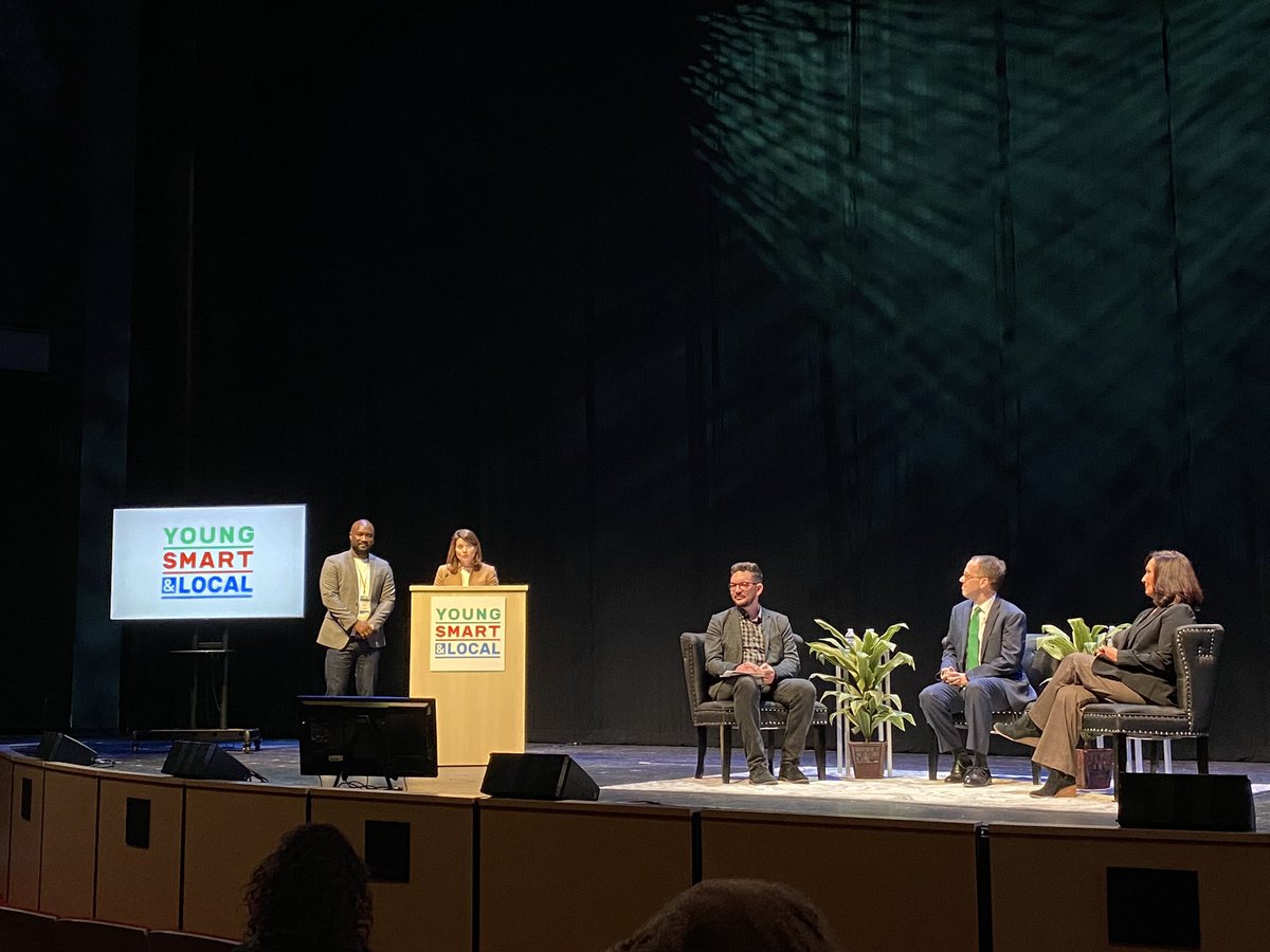 ChrisWilsonGSO's tweet photo. @YoungSmartLocal conference 2022 started today in @greensborocity! Fabulous conversation with @VaughanNancy & @gtbynum this evening! #youngsmartlocal https://t.co/kVoINEhkGu