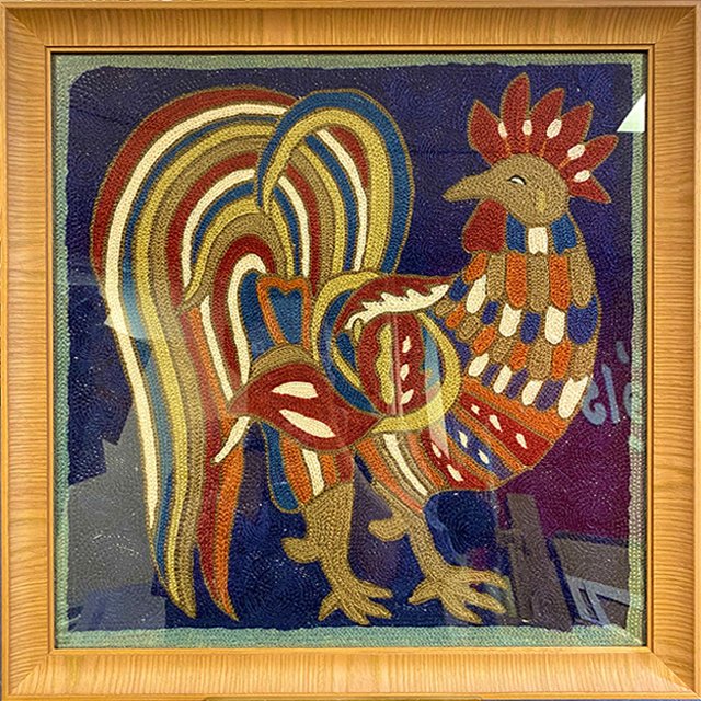 Tools_shop's tweet image. 【横浜ジョイナス店 @Tools_yokohama】
お客様からご注文いただいた刺繍の額装が、とても素敵に仕上がりました！

平面だけでなく、立体物も額装できるのがジョイナス店の強み。
海外旅行の思い出や、大事にしまっていた宝物。
お気に入りの刺繍やスカーフで、お部屋を彩ってみませんか？

#FRAMESTYLE