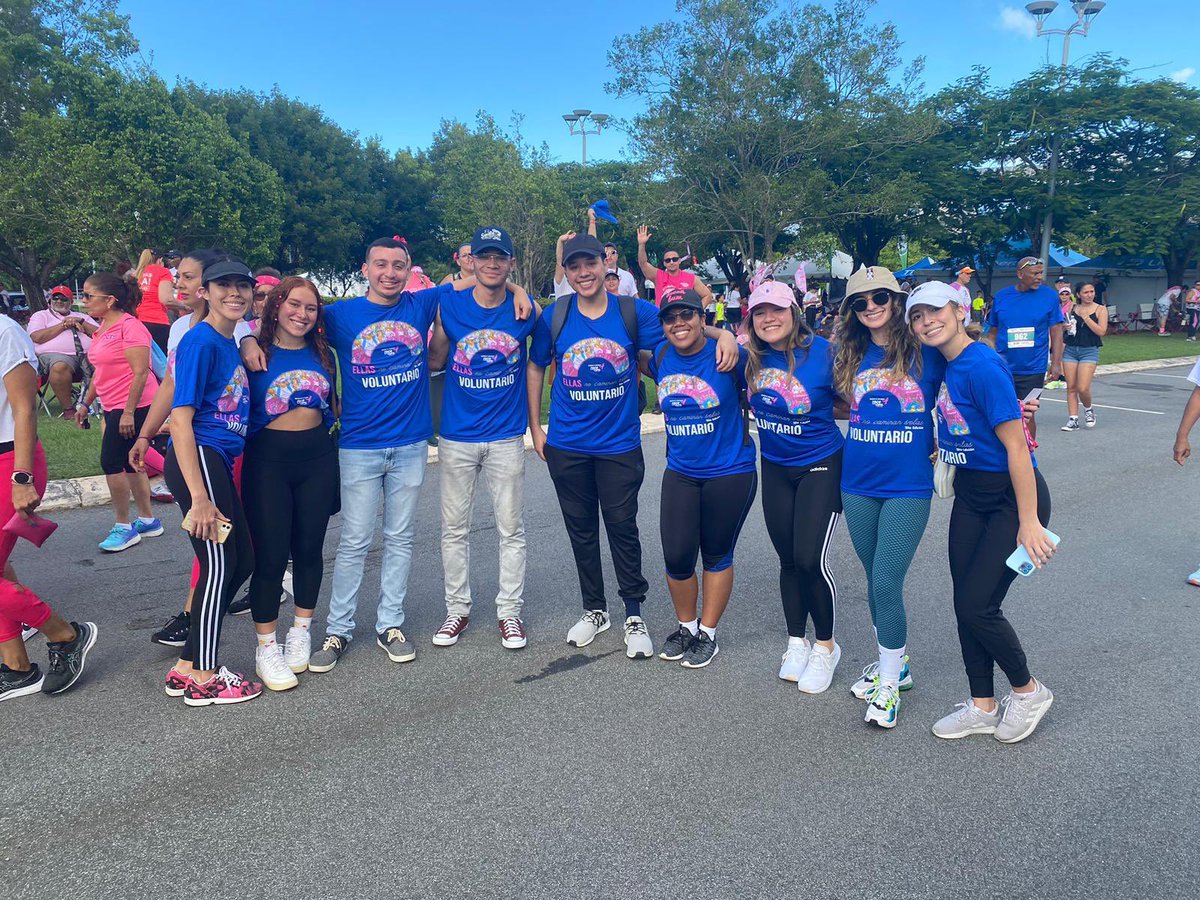 predentales's tweet photo. Saludos pre-dentales!🦷
Gracias a todos los que nos acompañaron en las actividades de la semana pasada! Por aquí les dejamos algunas fotos de la charla ofrecida por el Dr. Jorge Mata y de la actividad “Susan G. Komen, Race for the cure 2022” https://t.co/4LOZF06NkU