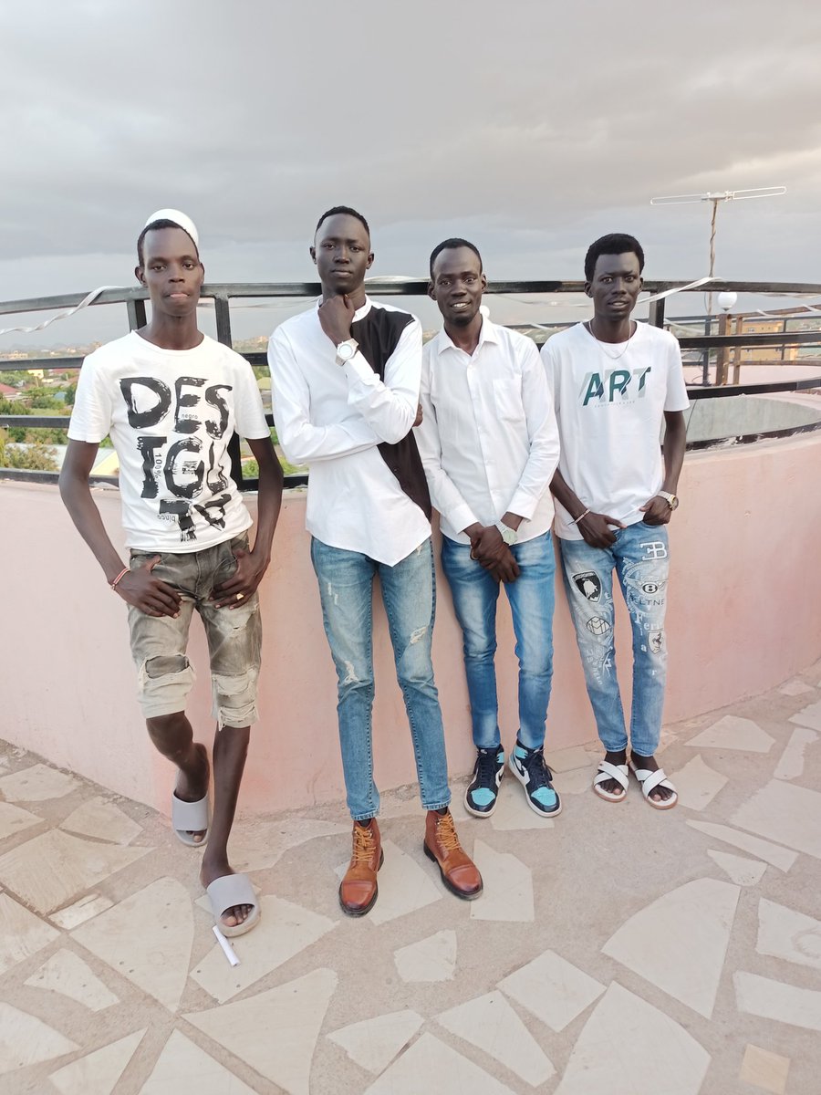 FrankAtakMach's tweet photo. Creating the future for upcoming generations.
Ayat students' Association in Juba the foundation 
@JrDiing @Dinatodao https://t.co/tbrYOKGWUO