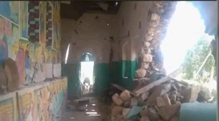 Dr_HagosAbrha's tweet photo. A church of #Kidane Mihret (St. Mary Church) around Tselimoy (North-western Tigray) was damaged by the invading forces. https://t.co/jU8vBFGuFc