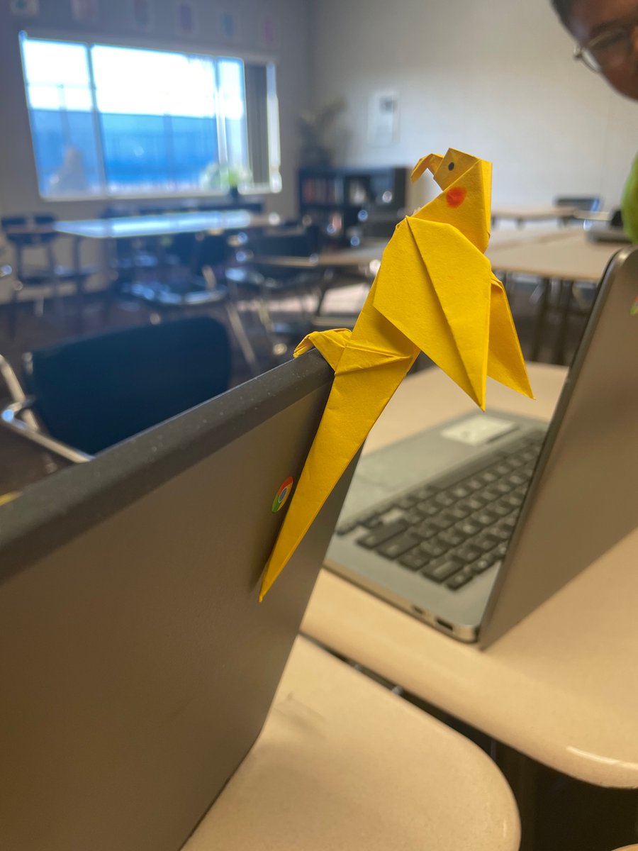 STAMPERELA's tweet photo. My job is so fun. https://t.co/Y0gYwVBYxf