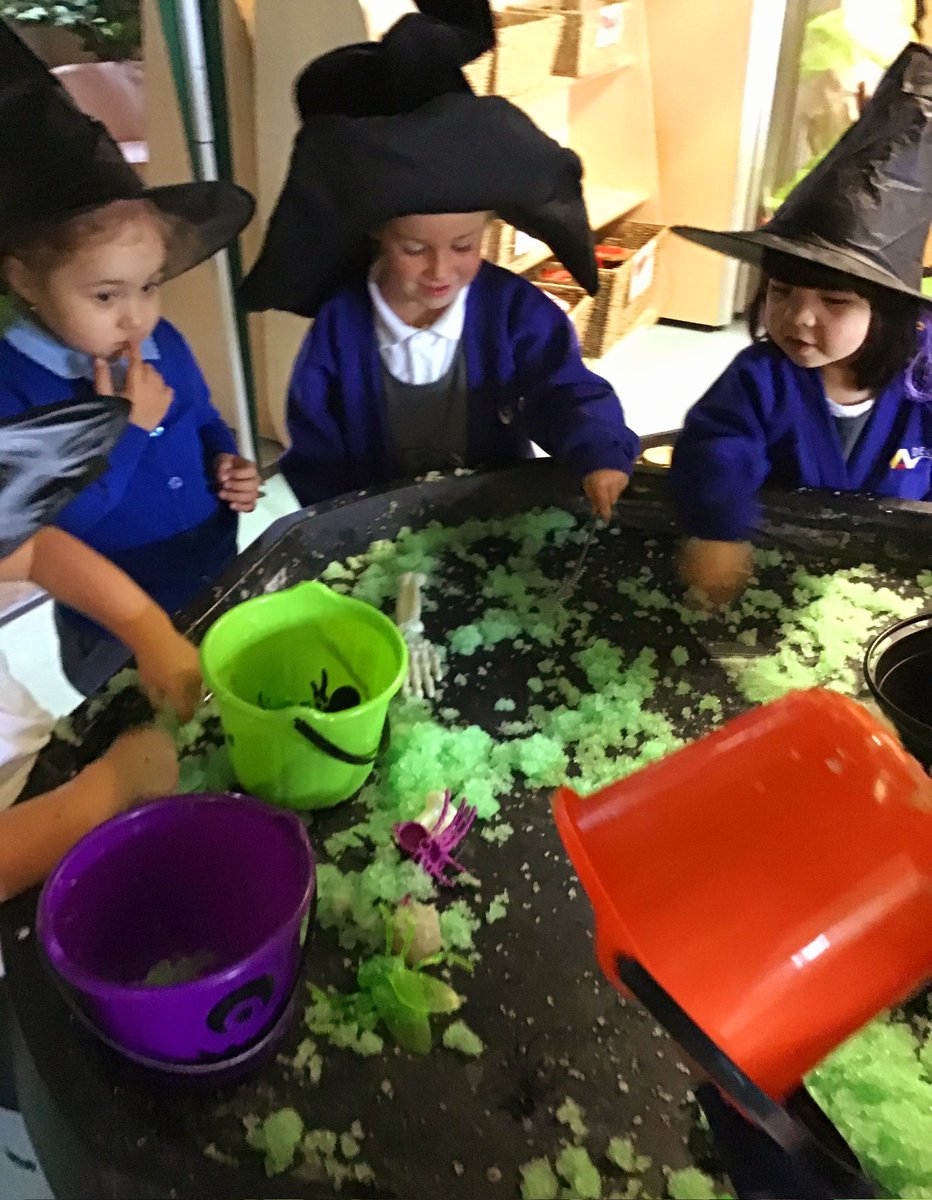 DeltaStrand's tweet photo. HMS Wizard have been practicing their spells.....Abracadabra!๐
All the children have been Wonderful Witches, they love turning Miss Nicholls and Mrs Probert into Frogs!๐ธ
@DeltaStrand #MegAndMog๐งโโ๏ธ๐ท
#DeltaStrandReading #LoveToRead https://t.co/5mALtazwMZ