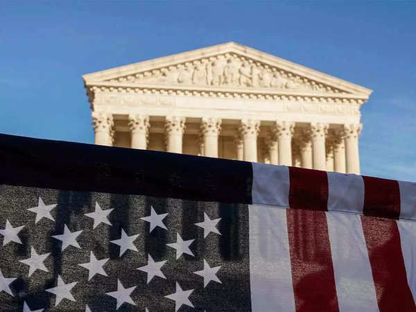 US Federal Reserve boekt voor het eerst in tien jaar verlies.

Uit Fed-gegevens blijkt dat de centrale bank per 5 oktober een winstafdracht aan de Amerikaanse schatkist rapporteerde van negatief 2,9 miljard dollar

Het schuldpapier is kapot...