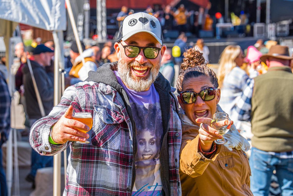 StrattonResort's tweet photo. As we close out HarvestFest Weekend and our Summer/Fall Season, we’d like to extend our thanks to each and every one of you who came out and celebrated with us. It was a pleasure and we look forward to next year. In the meantime... #LetsWinter 😎❄️ https://t.co/e4y1MYF8Ru