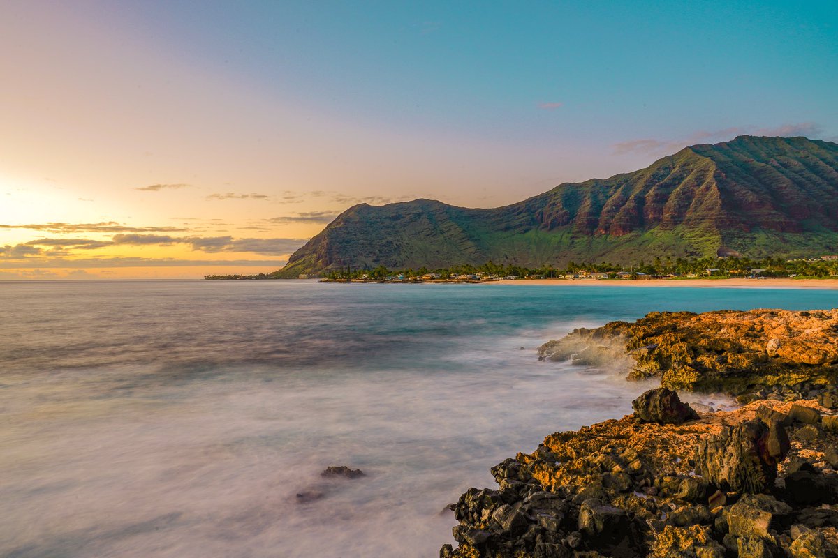 kcs____X's tweet image. 6:30am / 6:30pm from Oahu