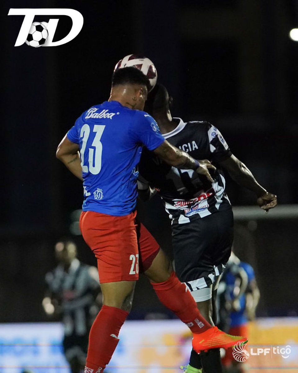 ¡PREGUNTA DEL DÍA EN #TiroDirectoNEX! 

¿Con qué nos quedamos del clásico nacional? 
 A. Partido pobre futbolísticamente
 B. El buen comportamiento de ambas barras
 C. Otra (OPINA) 

¡Nos vemos a las 8pm por <a href="/nexpanama/">NEX Panama</a>!