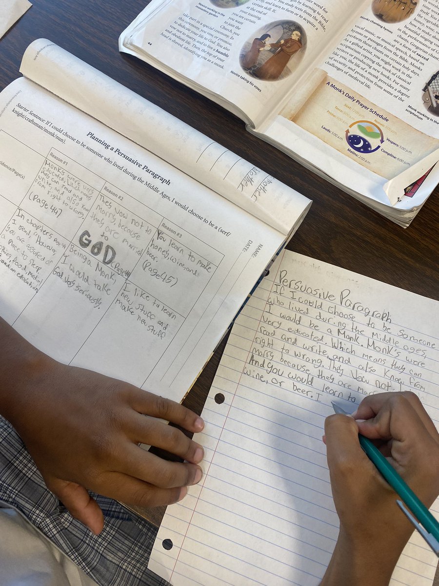 4th grade learned a “sweet” new way to write a persuasive paper: OREO (Opinion+Reason+Evidence +Opinion) writing! <a href="/Anderson_AISD/">Anderson Academy</a> #AldineConnected