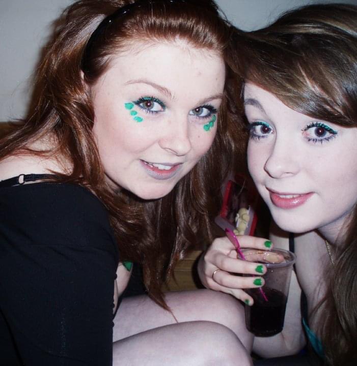 klpearce77's tweet photo. Cannot stop listening to 2010 playlist on Spotify and thinking about these 2 nutjobs drunk in the garage. Jason Derulo - Ridin’ solo and In my head just do things to me I cannae explain 😂 @emmalaxo #partnerincrime https://t.co/6Ln5CdLNGv