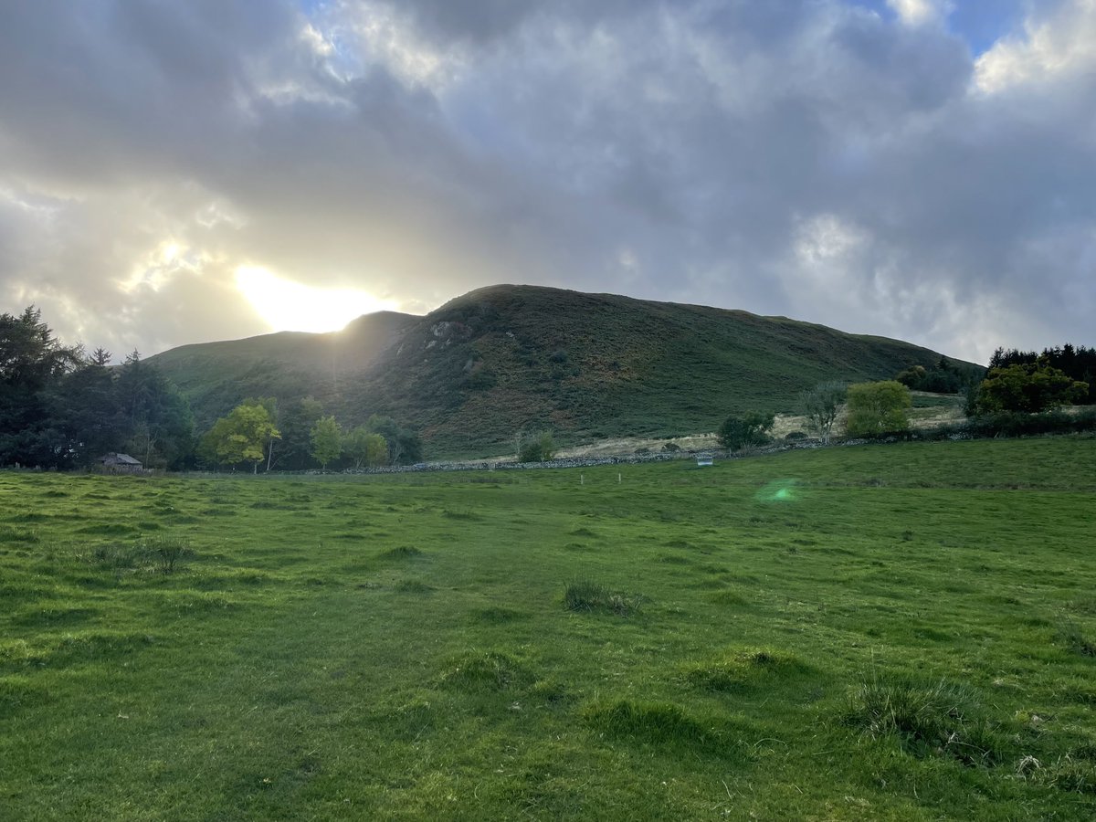 woundwitch63's tweet photo. Enjoyed an early evening walk after a day planning next years β¦@SoTV_UKβ© annual conference and educational events. A real autumn feel out there. Absolutely lovely #Watermillock #Lakedistrict https://t.co/yQJCDPtiwg