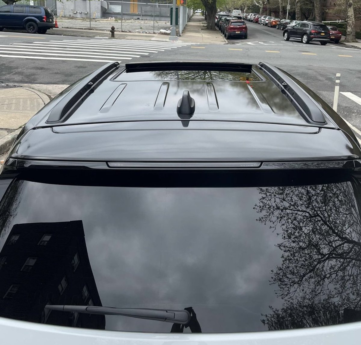 MetaVinylCustoms tweet media