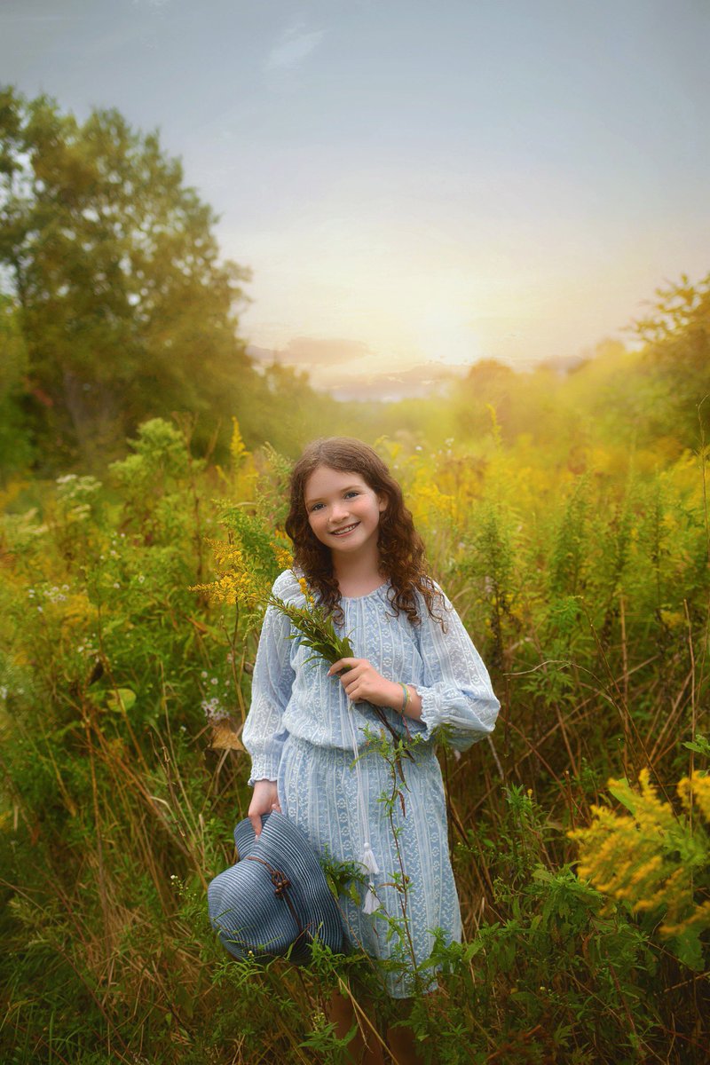 maureen_brant's tweet photo. There are still Fall mini spots available!
#fallminis #johnheinznationalwildliferefuge #goldenrod #fall #fallphotos https://t.co/AJTZShSnM5
