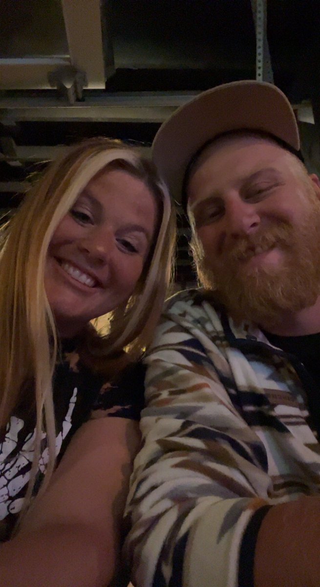 Kautzy's tweet photo. We clean up and drink ok https://t.co/NHPuAb7Gea