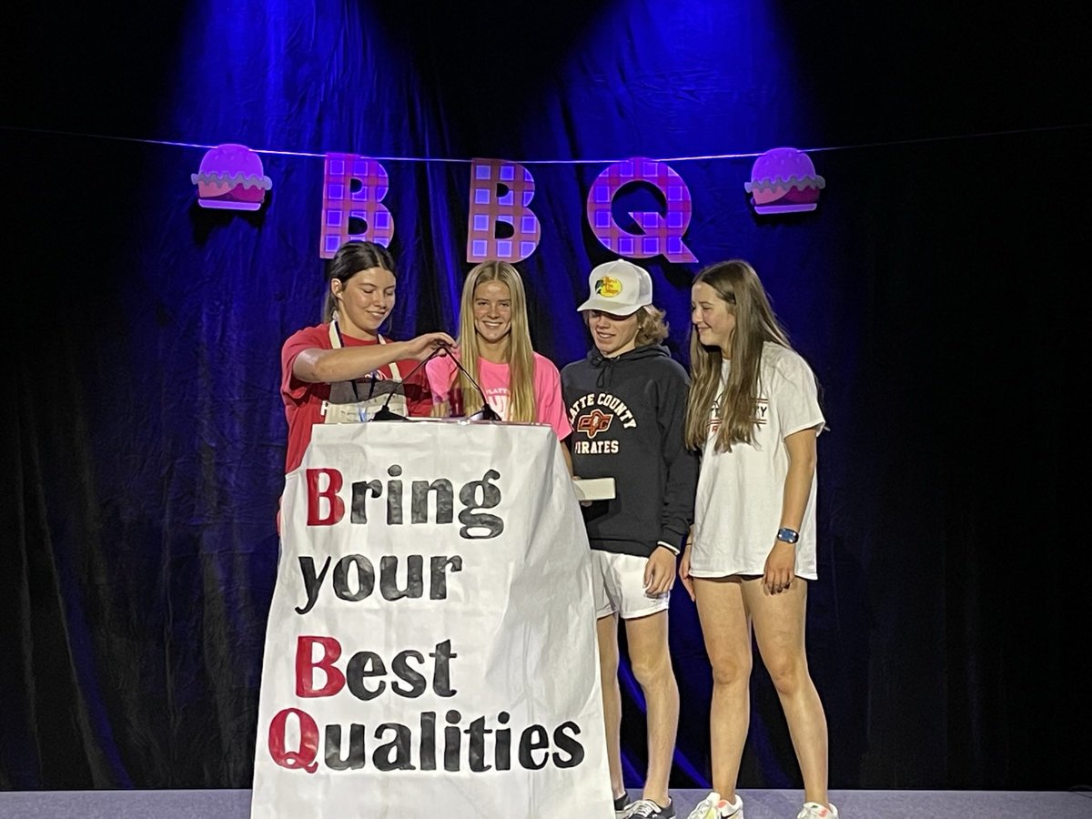 PCHS__Stuco's tweet photo. Three of our juniors taking the gavel and preparing to host Districts for 2023 for the NW Region!! We are pumped!! @PCHSprincipals @PCHSAthletics1 @PCHSHalls @MASCstuco https://t.co/ZgXHnYQbhl
